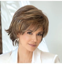 Nature paróka, a modellen látható színkód: Almond Rocka-R