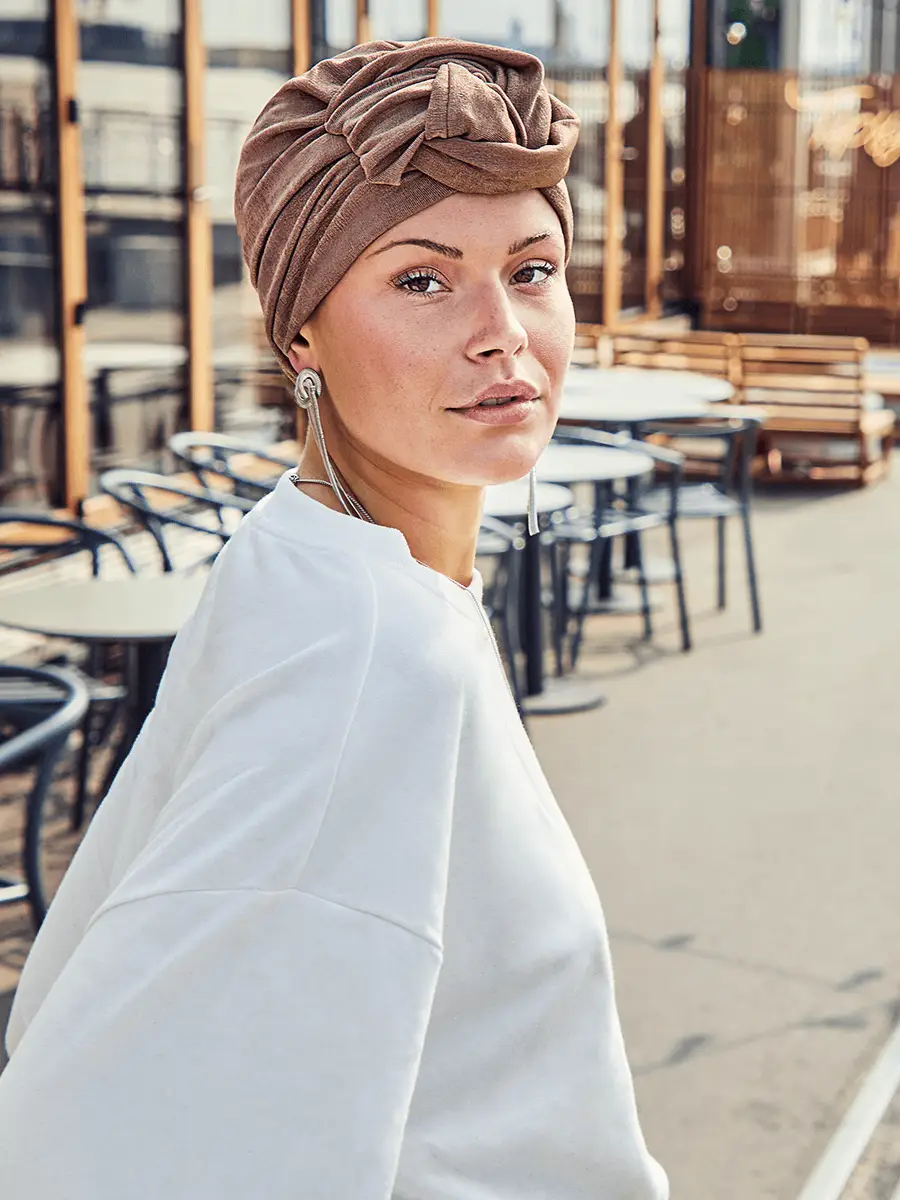 Christine Hoc Elena V Caramel